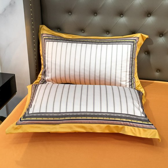 Premium Microfiber Bedding Set of Four - Picture 13 of 15